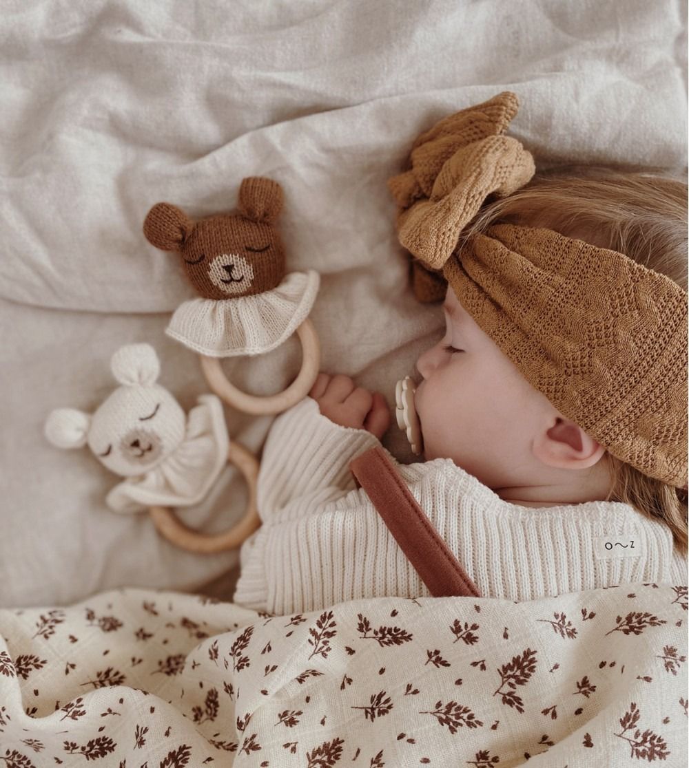 Anneau de dentition bois naturel - ourson | main sauvage