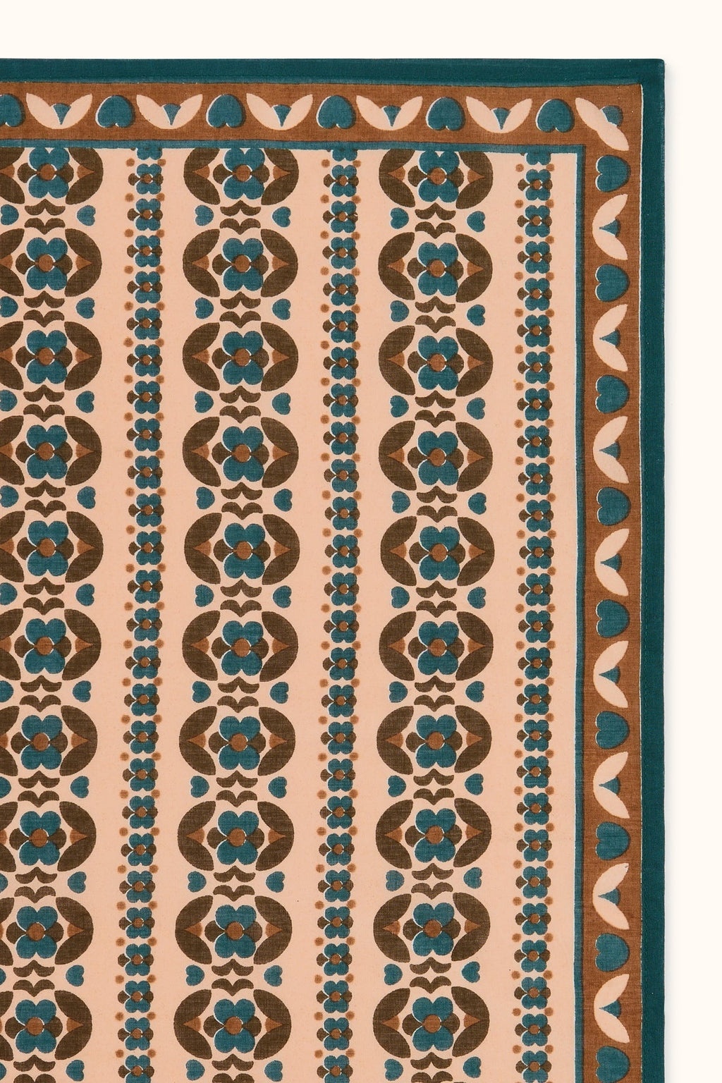 Foulard fleuri en voile de coton Falala – Fado Macadamia – Apaches Collections – vue 4