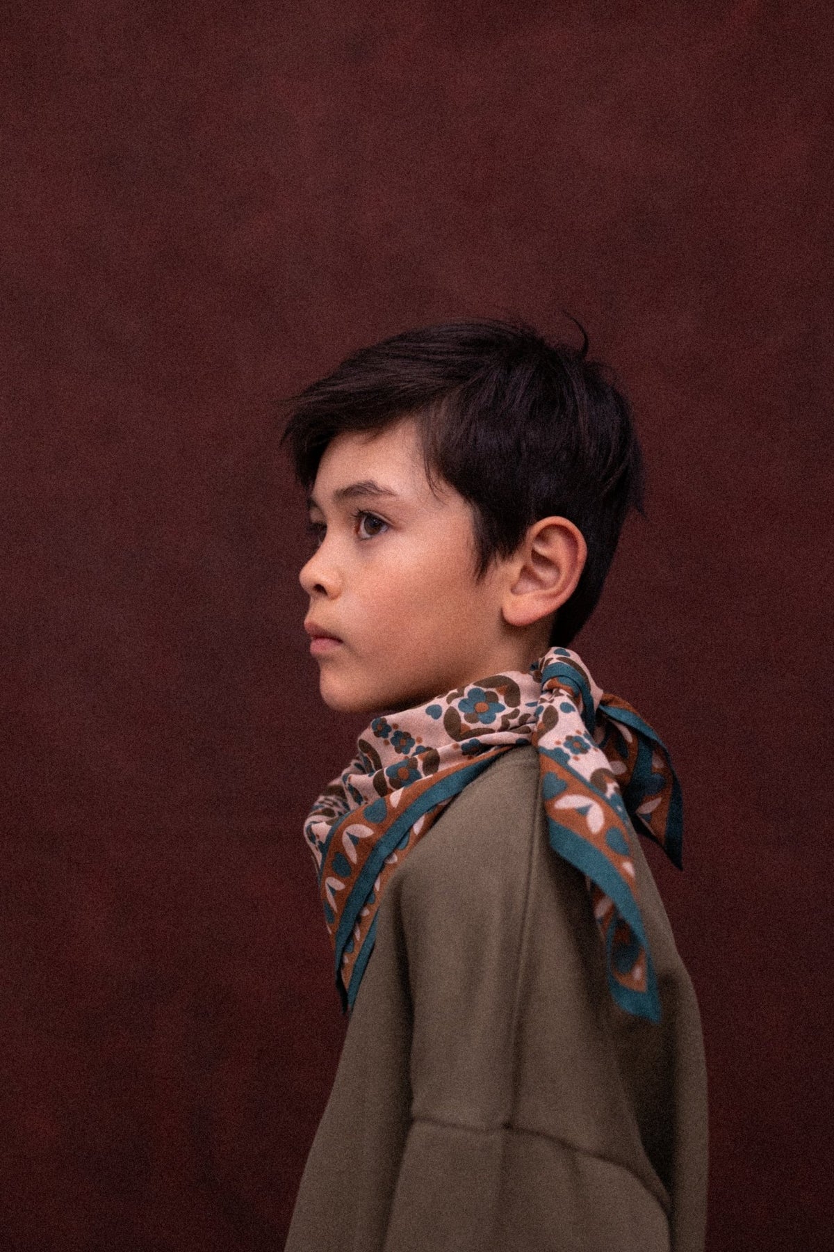 Foulard fleuri en voile de coton Falala – Fado Macadamia – Apaches Collections – vue 2