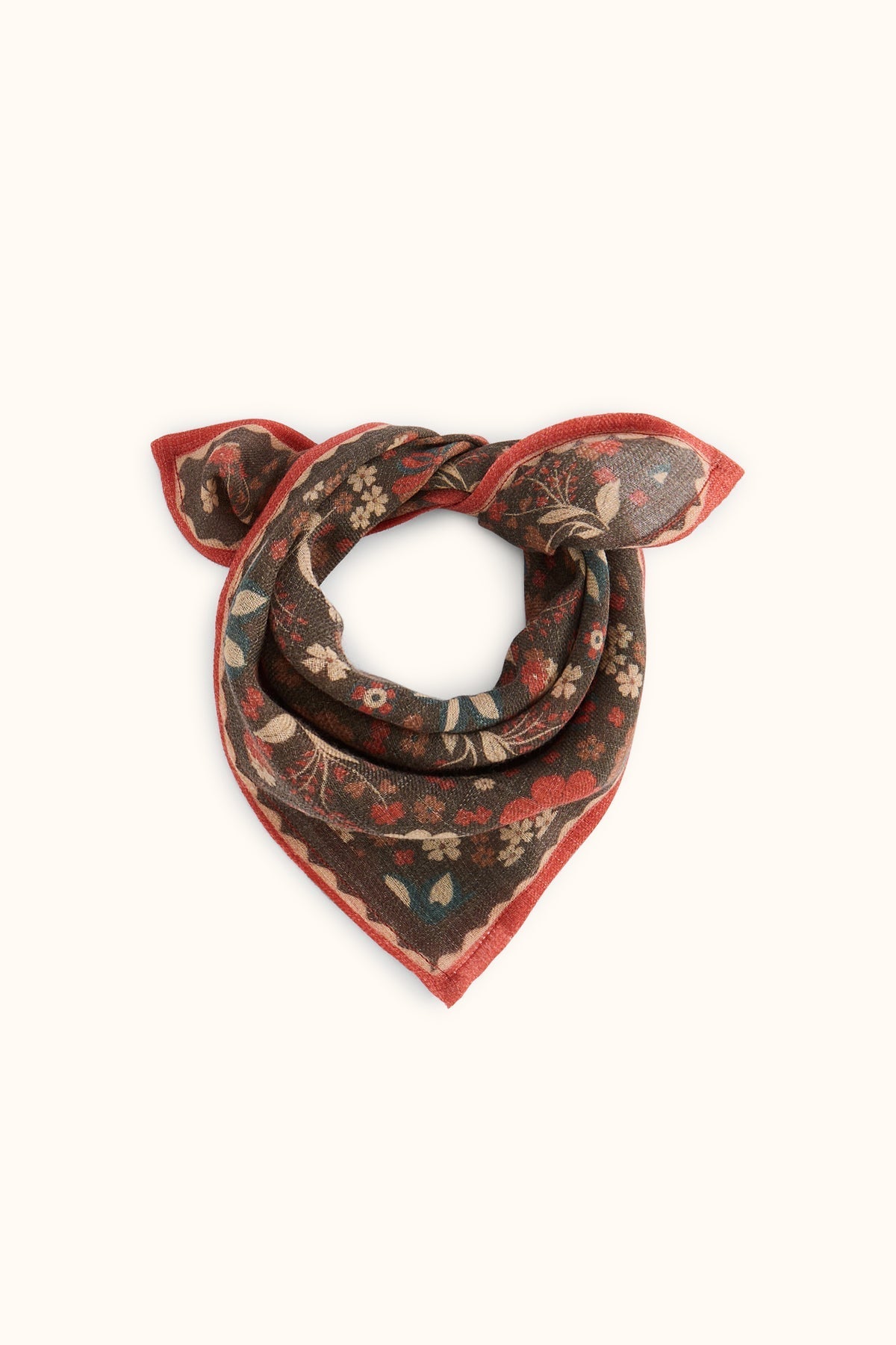 Petit foulard fleuri en laine Farzana – Bolero Fougère – Apaches Collections – vue 1