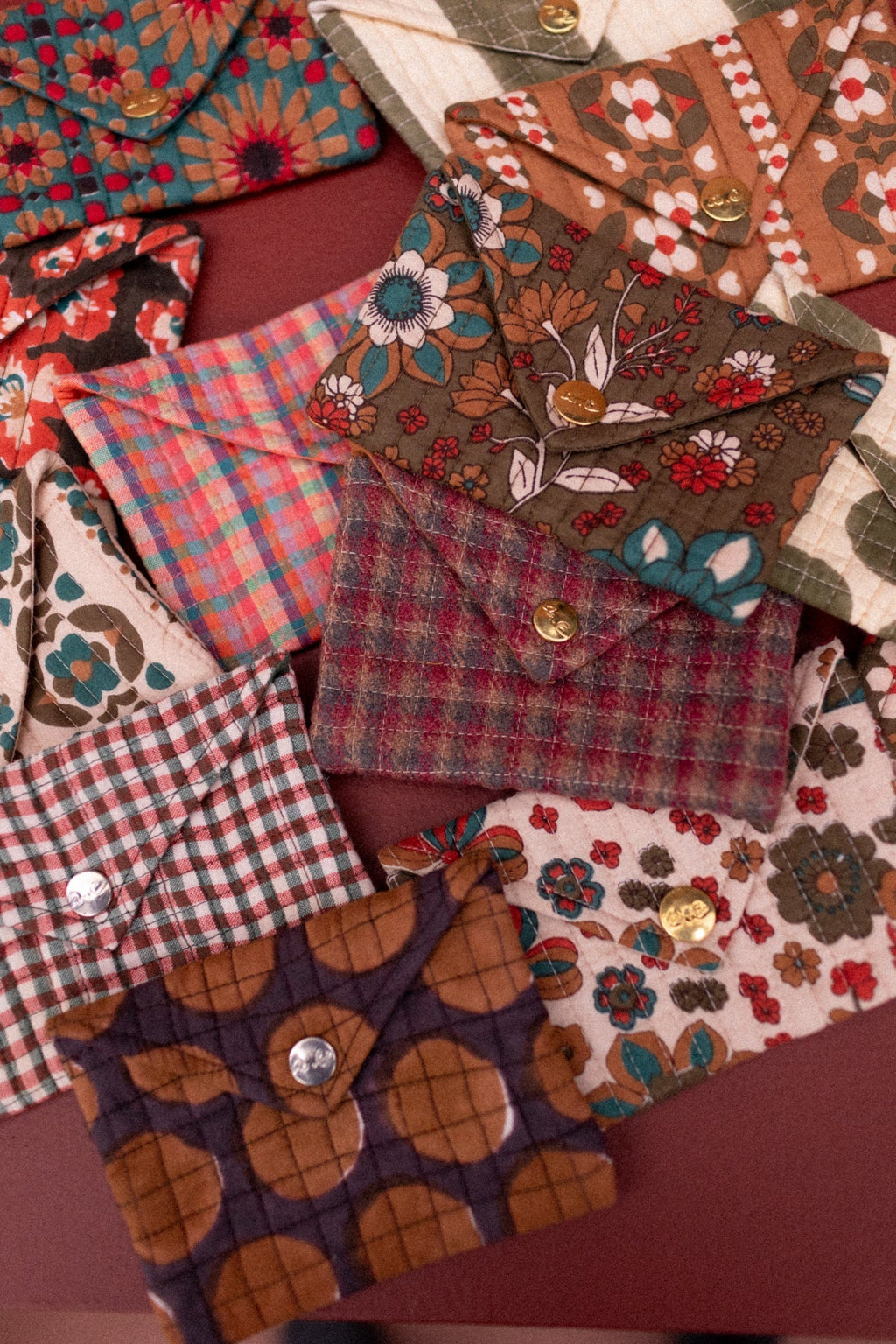 Pochette enveloppe fleurie Ravi – Bolero Macadamia – Apaches Collections – vue 2