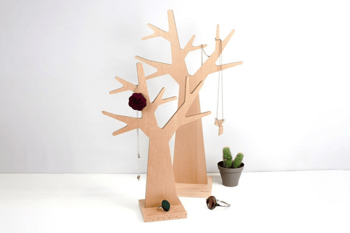Arbre à bijoux en bois - reine mère