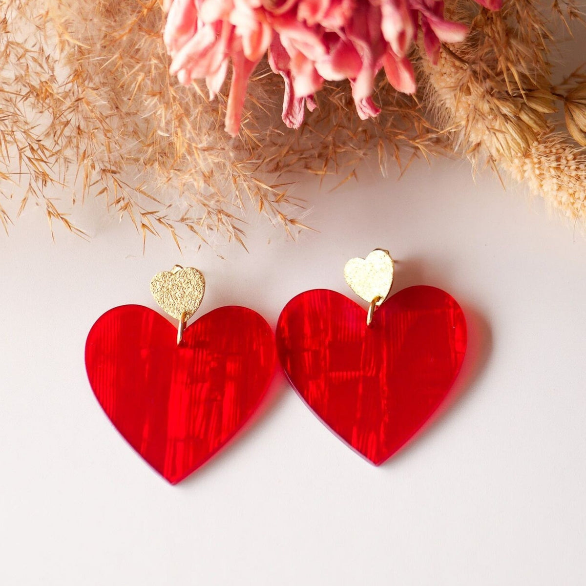 Boucles doreilles cœur rouge maxi maé – azeria création