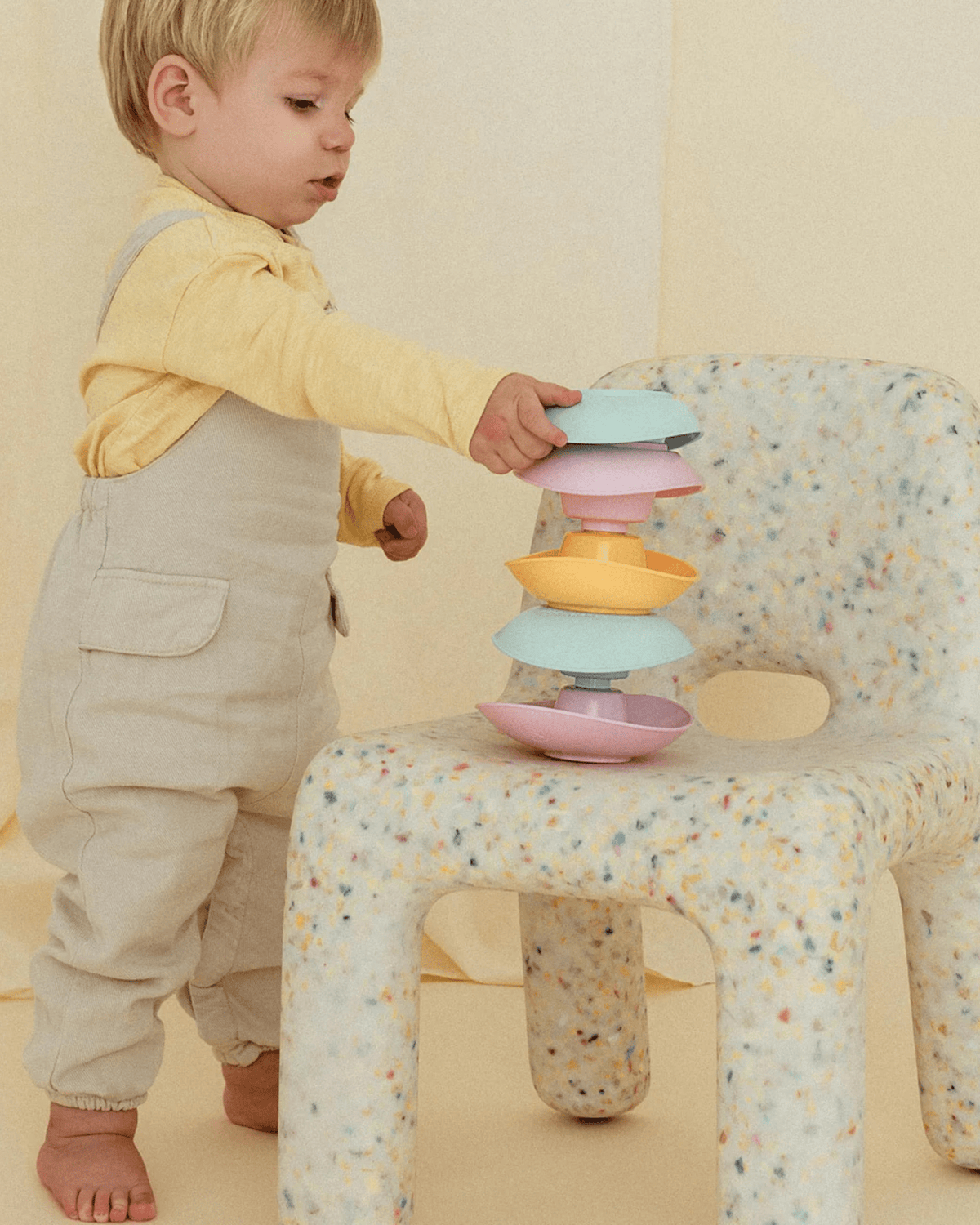 Coffret jouets à empiler pour bébé l'acrobate - le jouet simple.