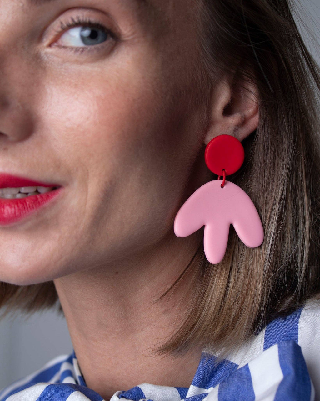 Boucles d’oreilles fleur rose et rouge-Delarosa Studio-