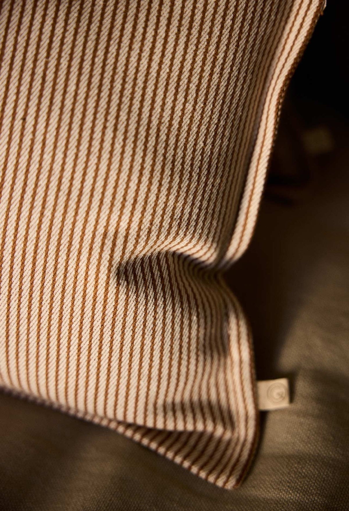 Housse de coussin 50X50 cm Rayures Argile-Gabrielle Paris-