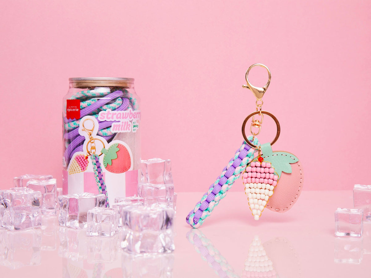 Kit Canette Bag Charm Pshiiit Strawberry Milk