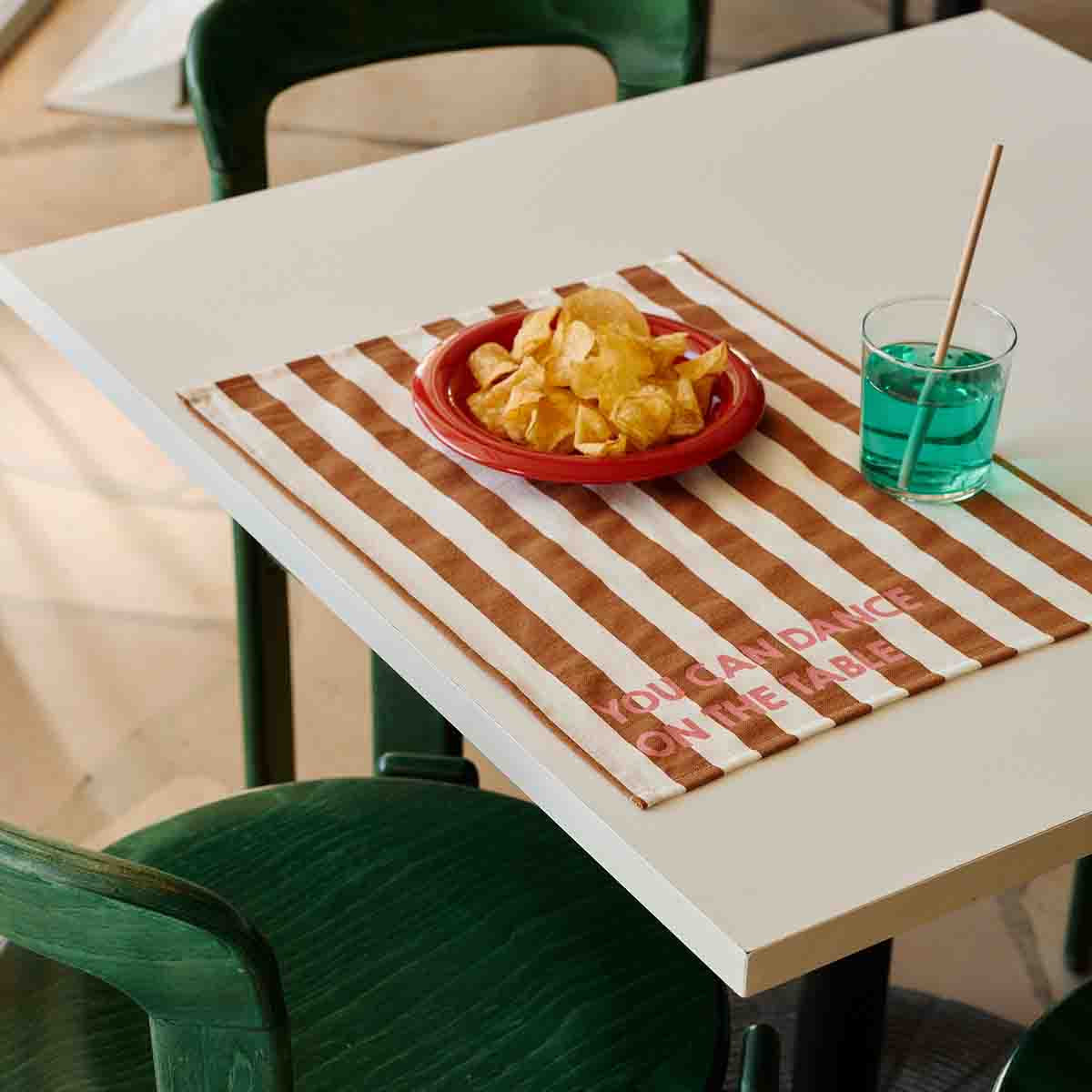 Lot de 2 sets de table - Jeannette Rayures Pecan You can dance on the table