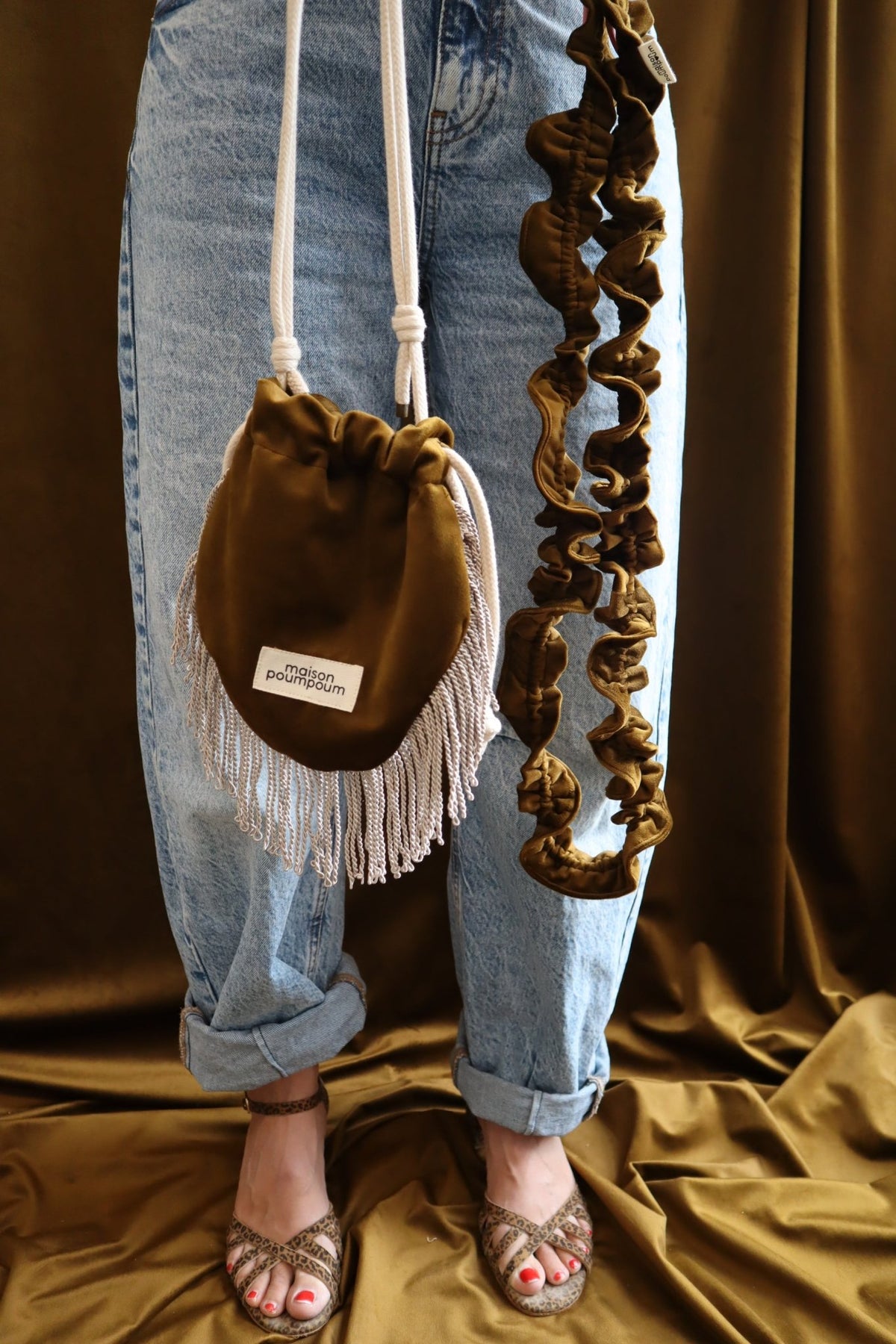 Mini sac bourse Le Groom Velours Bronze à franges - vue 6