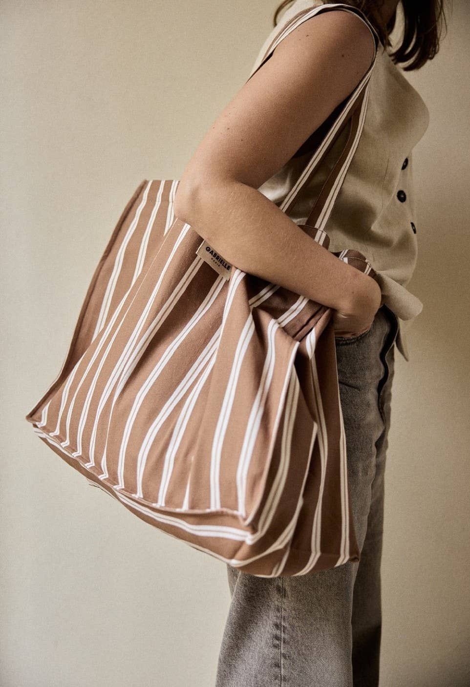 Sac week-end femme en coton à rayures noisette, Gabrielle Paris - vue 2